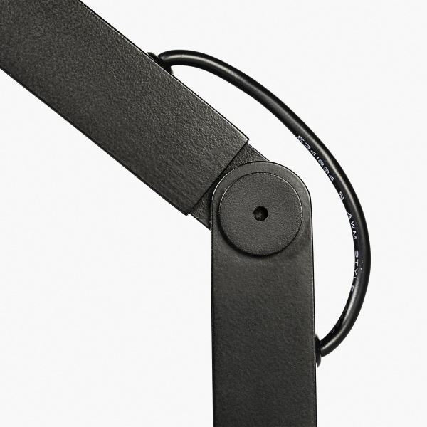 Inviting Черная настольная лампа 6W 2700K-4800K от интернет-магазина IDODOM.RU