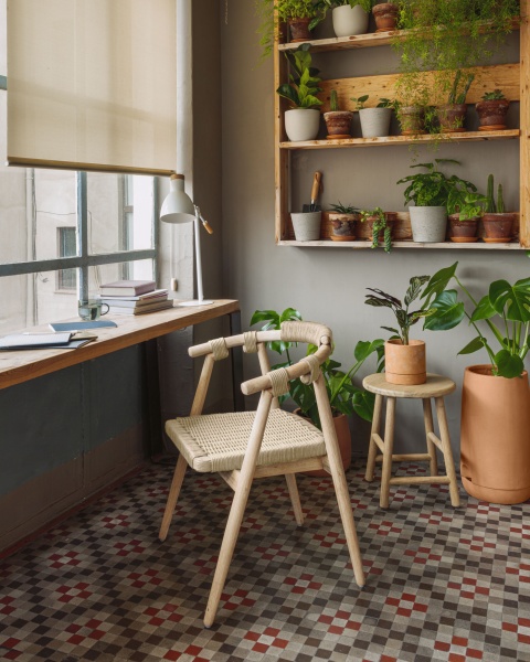 Стул Majela из массива эвкалипта с отделкой под дуб и бежевой веревкой от интернет-магазина IDODOM.RU