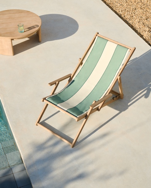 Vilara Складной шезлонг для улицы в полоску зеленого и бежевого цвета от интернет-магазина IDODOM.RU