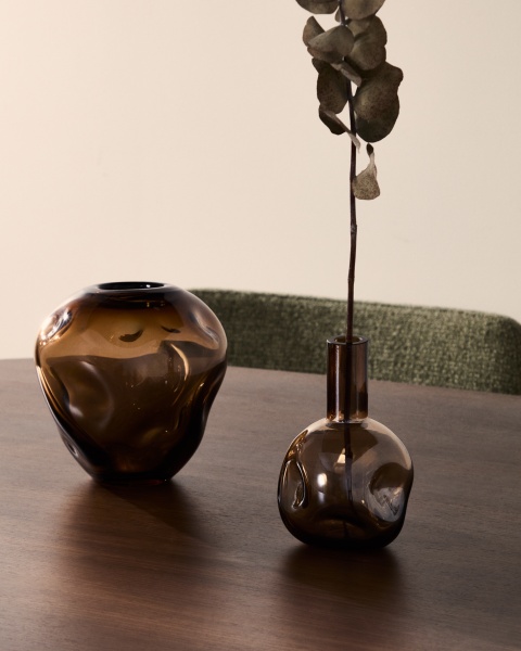 Ваза Olivet из коричневого стекла 30 см от интернет-магазина IDODOM.RU