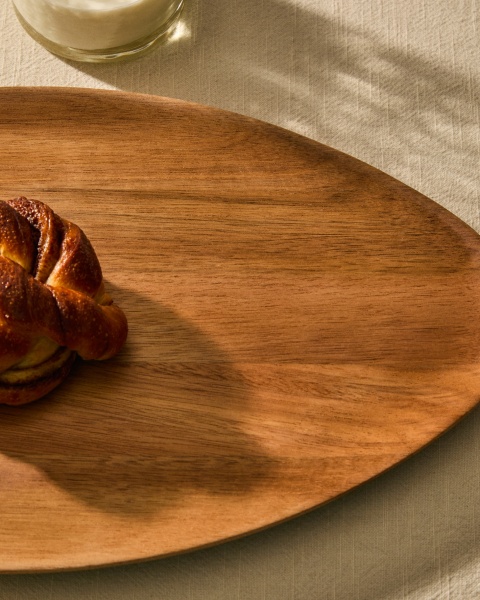 Набор из 2 сервировочных досок Nukha из древесины акации от интернет-магазина IDODOM.RU