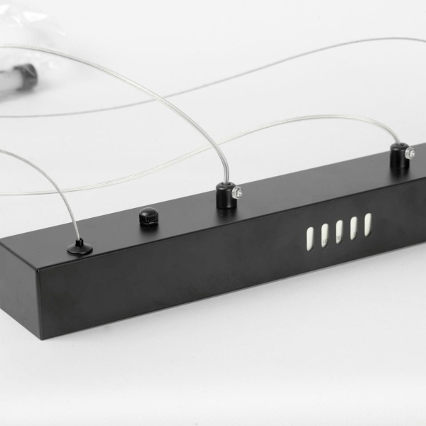 Линейно-подвесной светильник Lussole LSP-7083 от интернет-магазина IDODOM.RU