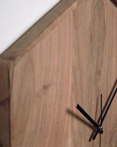 Шестигранные настенные часы Zakie из массива акации с натуральной отделкой, 35 x 35 см от интернет-магазина IDODOM.RU