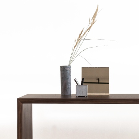 Стол письменный Frame_TP от интернет-магазина IDODOM.RU