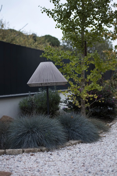 Уличный светильник Saigon OUT C70 серый/бежевый 1M от интернет-магазина IDODOM.RU