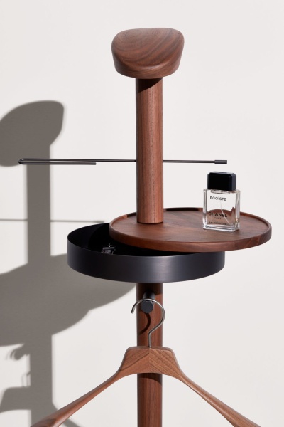 Вешалка напольная Momentos M орех / мрамор Emperador от интернет-магазина IDODOM.RU