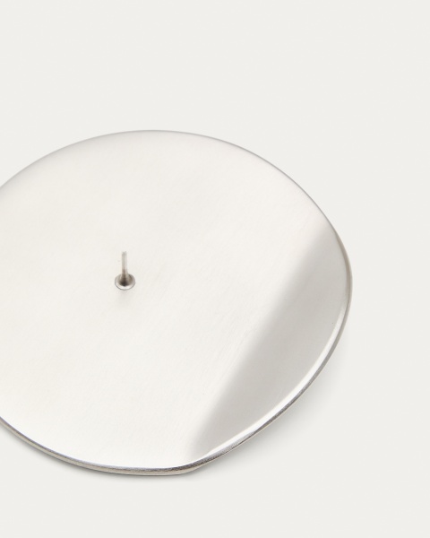 Подсвечник Quira из серебристого алюминия от интернет-магазина IDODOM.RU