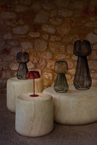 Уличная настольная лампа Aldet на солнечной батарее с терракотовым шнуром от интернет-магазина IDODOM.RU