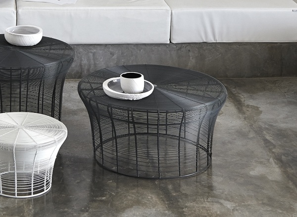 Столик низкий Aram Anthracite от интернет-магазина IDODOM.RU