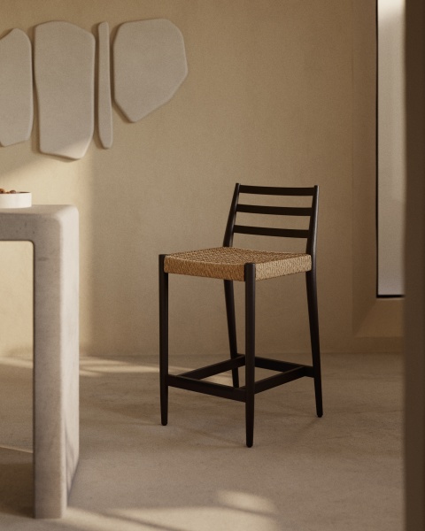 Analy Барный стул из массива дуба с отделкой под орех и сиденьем из веревки 70 см от интернет-магазина IDODOM.RU