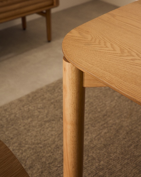 Стол Indara из шпона и каучукового дерева с натуральной отделкой 160 х 90 от интернет-магазина IDODOM.RU