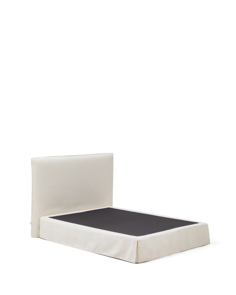 Кровать Jaira из белого шенилла со съемным чехлом для матраса 150x190 см от интернет-магазина IDODOM.RU