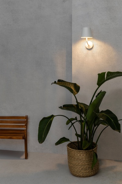 Уличное бра Toc белое от интернет-магазина IDODOM.RU