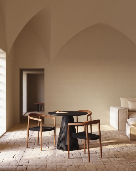 Jeanette Круглый стол из белого кедра черного цвета Ø 90 см от интернет-магазина IDODOM.RU