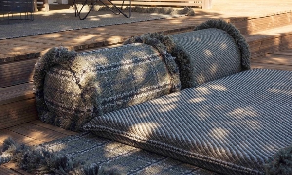 Подушка-ролл GL Tartan green большая от интернет-магазина IDODOM.RU