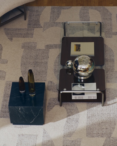 Ваза из коричневого стекла Toli 22,5 см от интернет-магазина IDODOM.RU