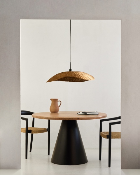 Круглый стол Wilshire из массива акации, стальные ножки с черной отделкой, Ø 120 см от интернет-магазина IDODOM.RU