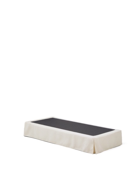 Основание кровати Jaira со съемным чехлом из белого шенилла для матраса 90 х 200 см от интернет-магазина IDODOM.RU