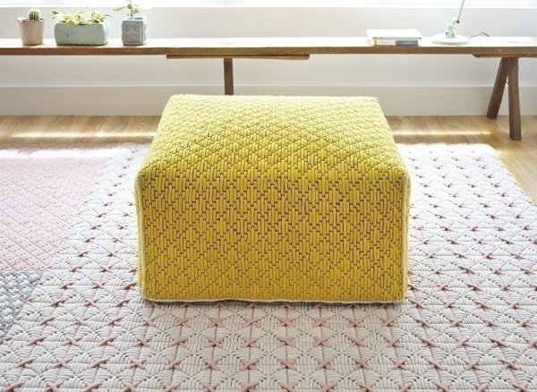 Пуф большой Silai Yellow от интернет-магазина IDODOM.RU