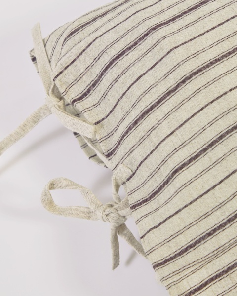 Чехол Etna из 100% льна в коричневую полоску 30 x 50 см от интернет-магазина IDODOM.RU