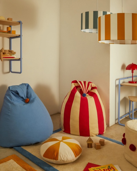 Olvi синий хлопковый пуф с кисточкой горчичного цвета Ø 60 см от интернет-магазина IDODOM.RU