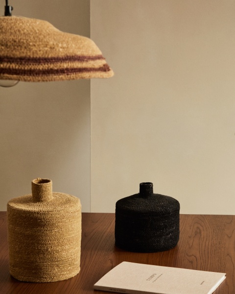 Ваза Salinas из натуральных волокон с натуральной отделкой 20 см от интернет-магазина IDODOM.RU