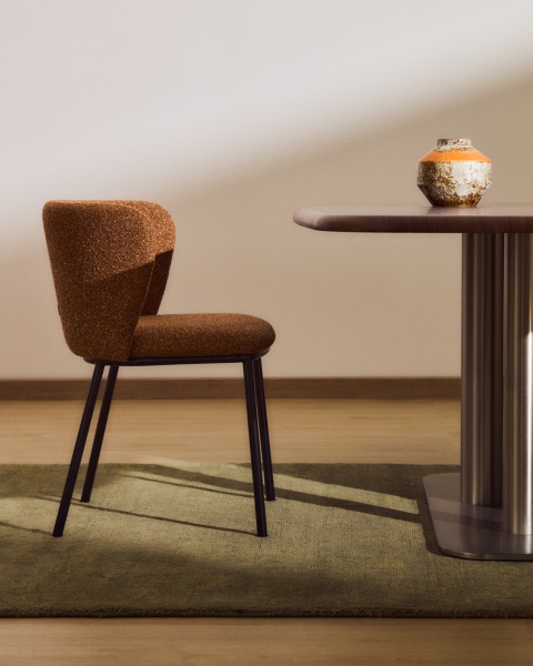 Стул Ciselia из терракотового шенилла с ножками из черной стали от интернет-магазина IDODOM.RU