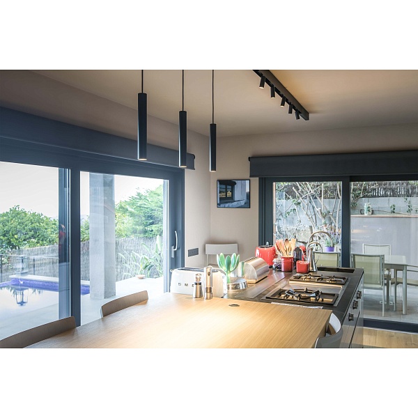 Трековый светильник Neso Hole 2700K 20 гр. DALI от интернет-магазина IDODOM.RU