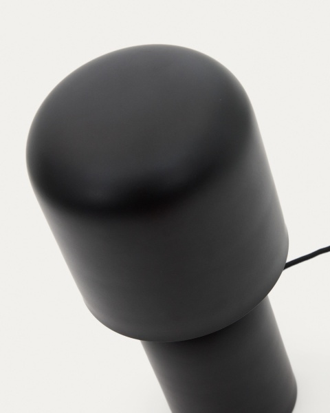 Настольная лампа Monze из черного металла от интернет-магазина IDODOM.RU