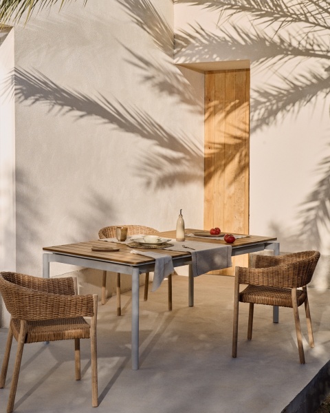 Canyelles Уличный раздвижной стол белый 180 (240) x 100 см от интернет-магазина IDODOM.RU