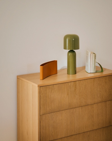 Настольная лампа Monze из зеленого металла от интернет-магазина IDODOM.RU