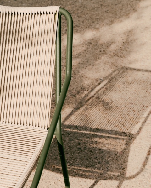 Садовое кресло Zivia из веревки цвета экрю и оцинкованной стали зеленого цвета от интернет-магазина IDODOM.RU