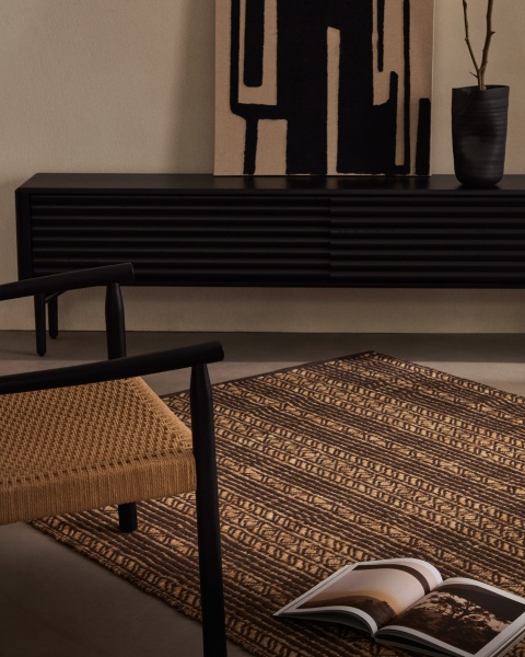 Salmi Абстрактная картина на льне бежевого и черного цвета 100 х 70 см от интернет-магазина IDODOM.RU