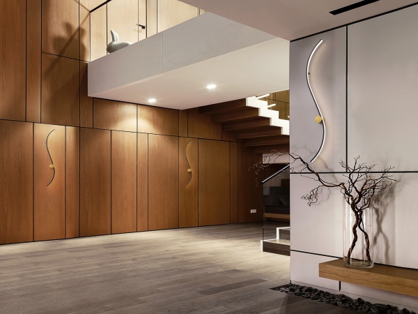 Siloe Настенный светильник черный/золотой от интернет-магазина IDODOM.RU