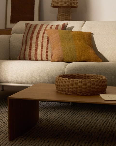 Чехол для подушки Taris из льна в горчичную полоску 50 х 50 см от интернет-магазина IDODOM.RU