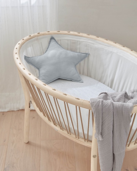 Подушка Noor в форме звезды синяя 44 x 30 см от интернет-магазина IDODOM.RU