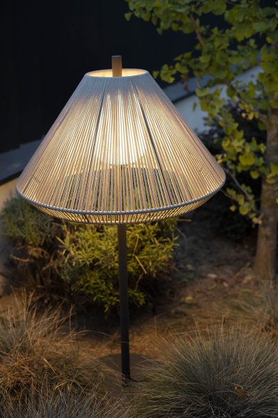 Уличный светильник Saigon OUT C70 серый/бежевый 1M от интернет-магазина IDODOM.RU