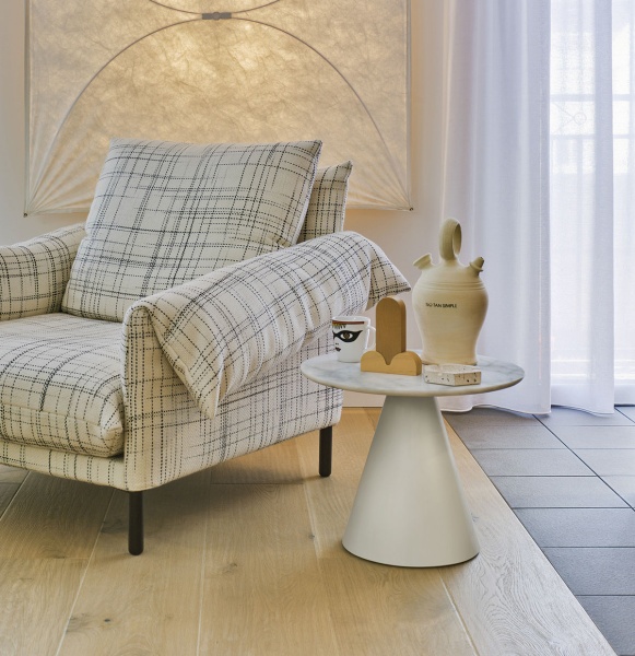 Столик Pion мраморный с плоским топом от интернет-магазина IDODOM.RU