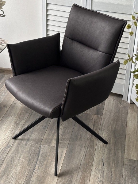 Стул c подлокотниками Indigo экокожа черный, поворотно-возвратный механизм 360 градусов от интернет-магазина IDODOM.RU