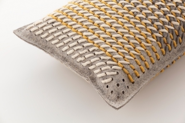 Подушка Canevas Geo Grey 61x36 см от интернет-магазина IDODOM.RU