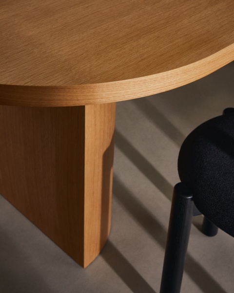 Стол Nealy с дубовым шпоном в натуральной отделке, 200 x 100 см от интернет-магазина IDODOM.RU