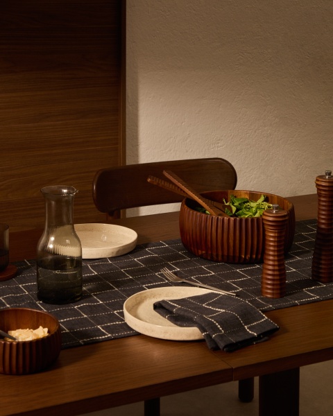 Большая миска Rommu из акации от интернет-магазина IDODOM.RU