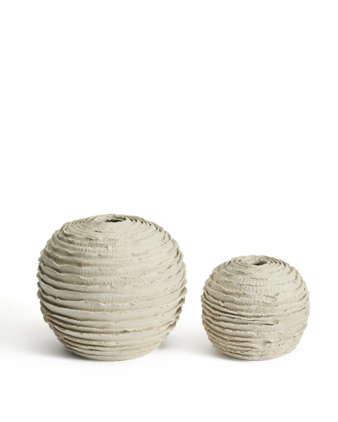 Ваза Evania из бежевой керамики 15 см от интернет-магазина IDODOM.RU