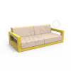 Диван Quarter lounge с подушками желтого цвета, аксессуар молочного цвета