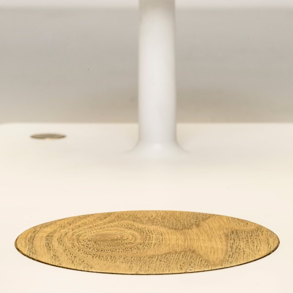 Бра с левой полкой Niko белое с рассеивателем из поликарбоната 7W 3000K INDUCCION от интернет-магазина IDODOM.RU