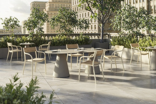 Уличный стул Madison дерево от интернет-магазина IDODOM.RU