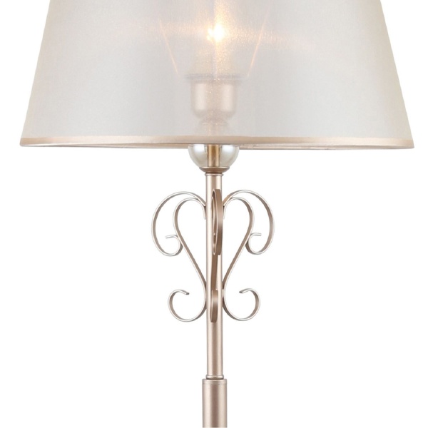 Напольный светильник Triumph от интернет-магазина IDODOM.RU