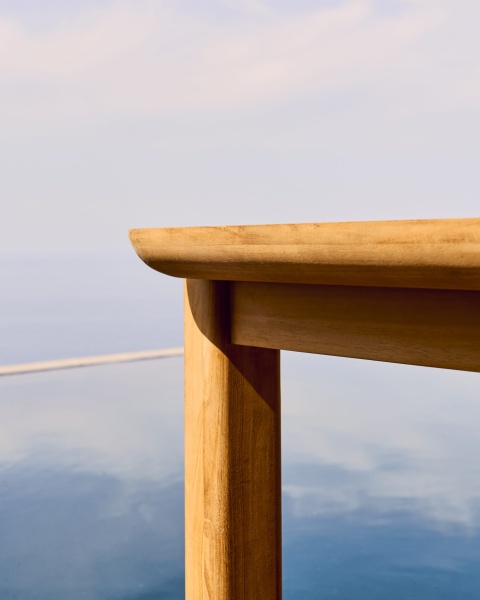 Стол Icaro из массива тикового дерева, 220 x 102 см от интернет-магазина IDODOM.RU