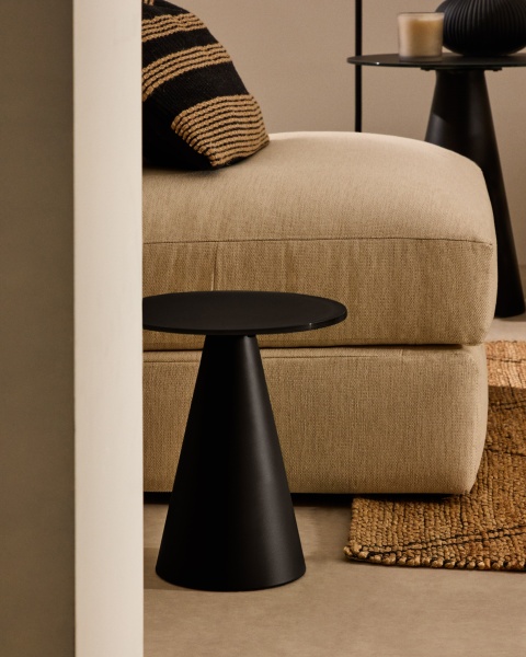 Wilshire Приставной столик из металла и стекла черный Ø30 см от интернет-магазина IDODOM.RU