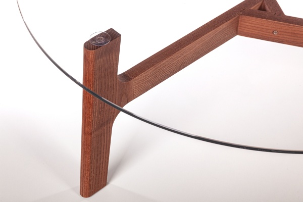 Журнальный столик Woddy D900 массив + стекло / опоры миндаль от интернет-магазина IDODOM.RU